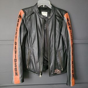 ⛔️ SOLD-- HARLEY DAVIDSON Women’s MEDIUM Vented Leather Riding Jacket